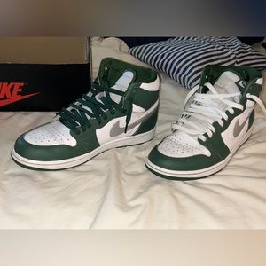 Air Jordan 1 Retro High OG Green